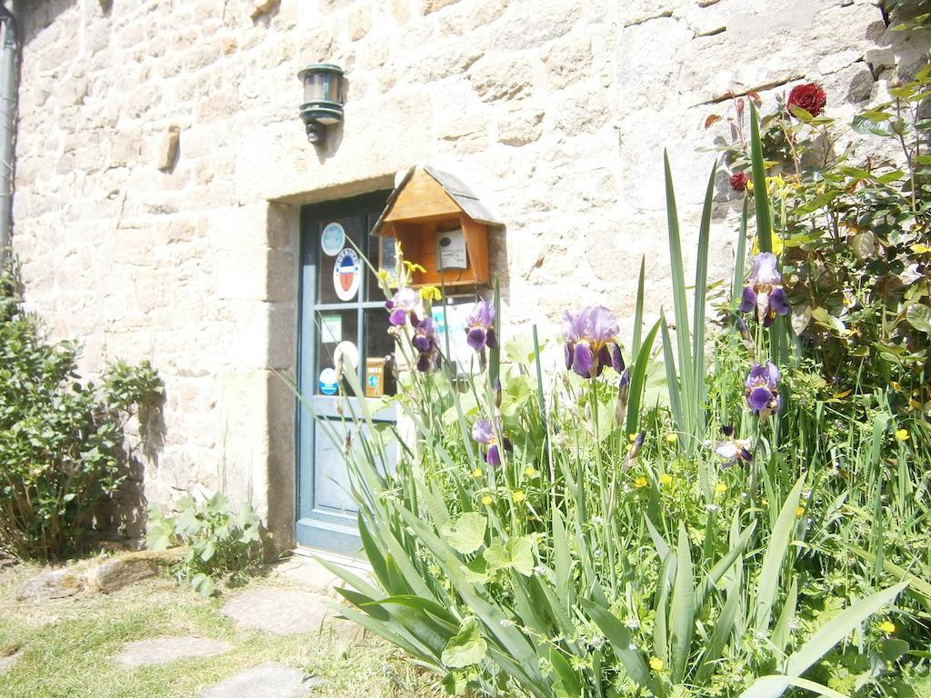 Les Chaumieres De Kerimel Bed and Breakfast Ploemel Zewnętrze zdjęcie